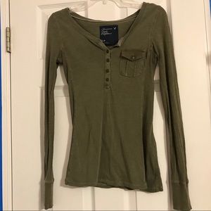 American Eagle long sleeve shirt